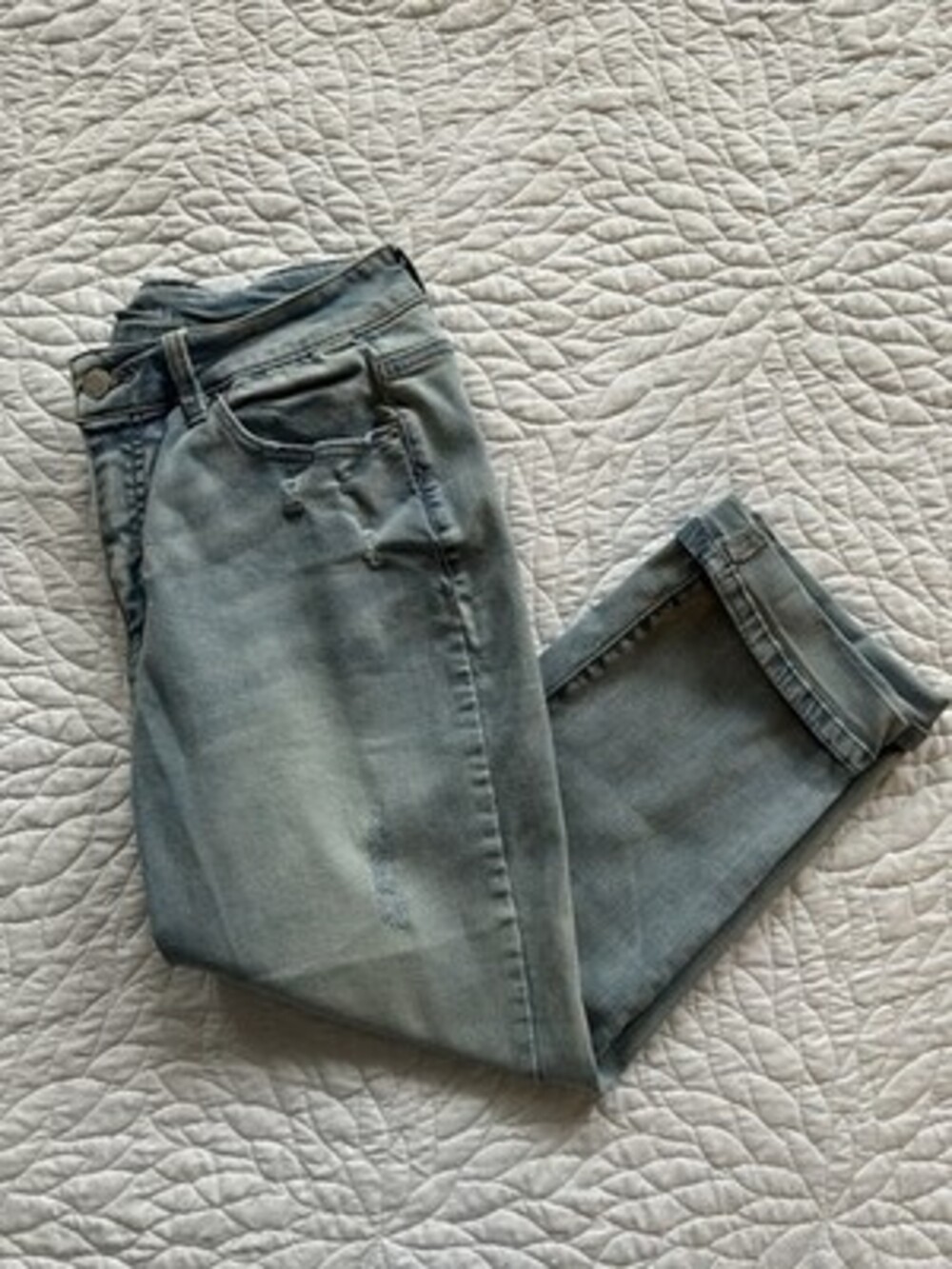 Time and Tru High Rise Jeans Light Wash Blue Size 10 Excellent Condition
